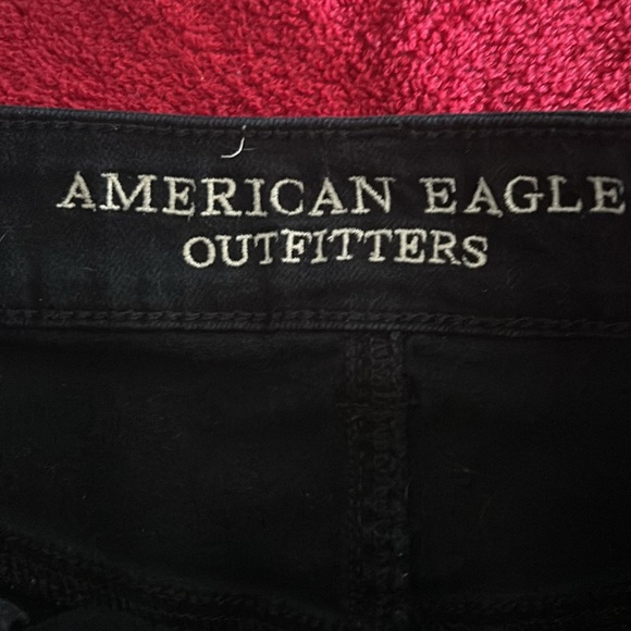 AEO Stretch Size 4 Black Distressed Shorts EUC - Picture 3 of 6